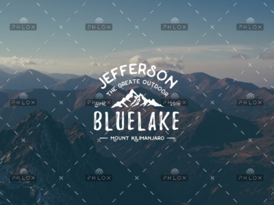 12-Outdoor-Badges-Logo